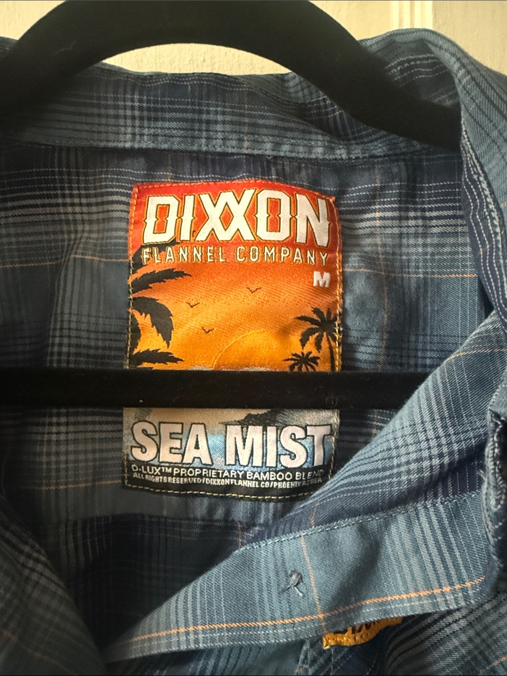Dixxon | THE SEA MIST BAMBOO SHORT SLEEVE | Size M | Like New - Picture 4 of 4